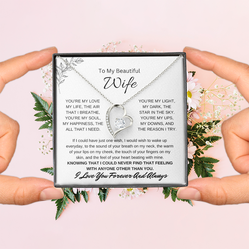 🗽To My Beautiful Wife - "You're My Light" - Forever Love Necklace